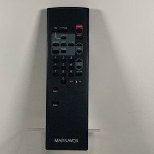 Vintage Magnavox VCR / TV Remote Control 00m123AA-AA01